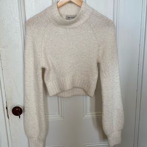 Women’s Vintage Urban Outfitters White Cropped Sweater EUC